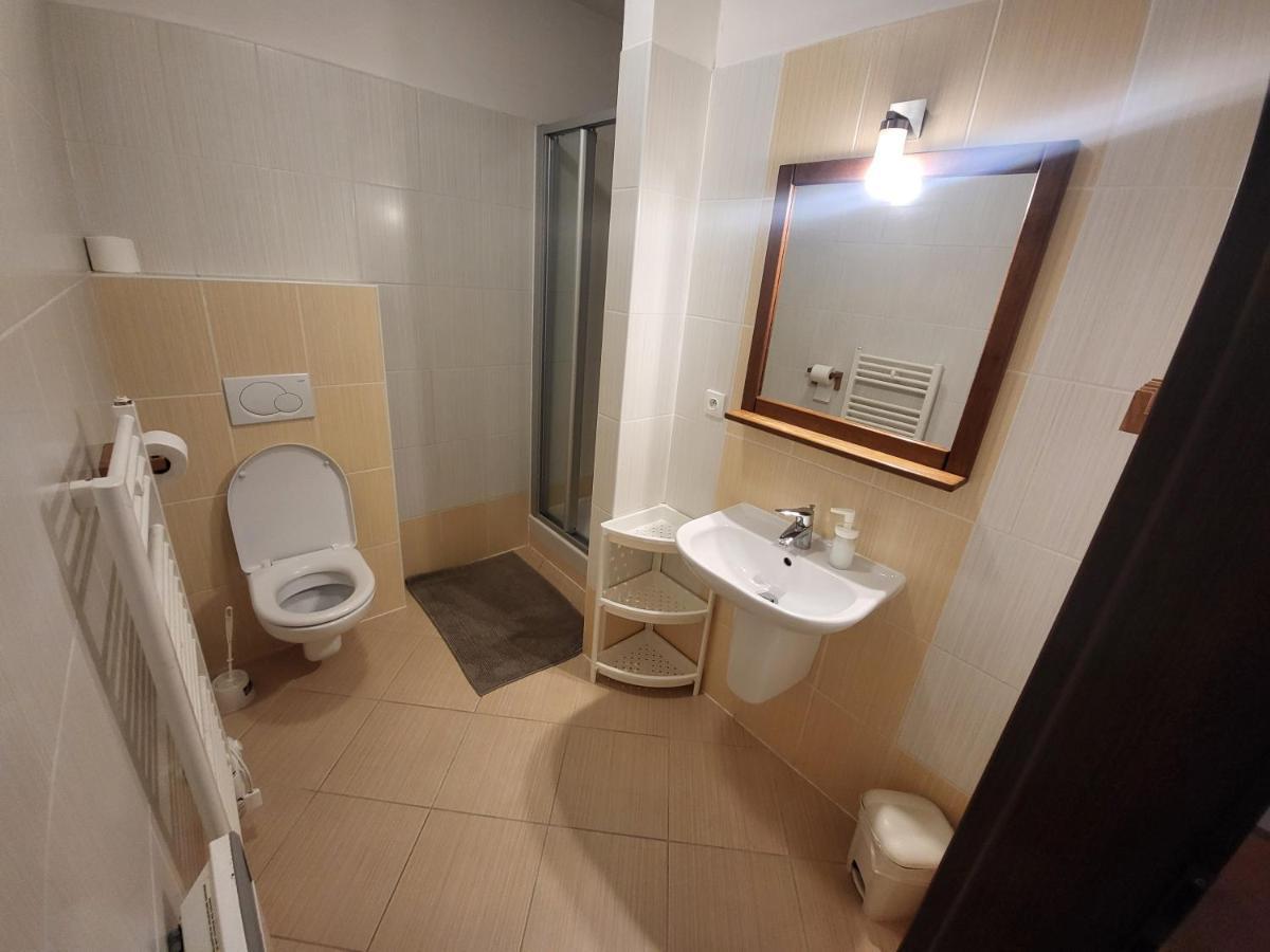 רוז'ומברוק Apartmany Olivia A Olympia Liptov מראה חיצוני תמונה