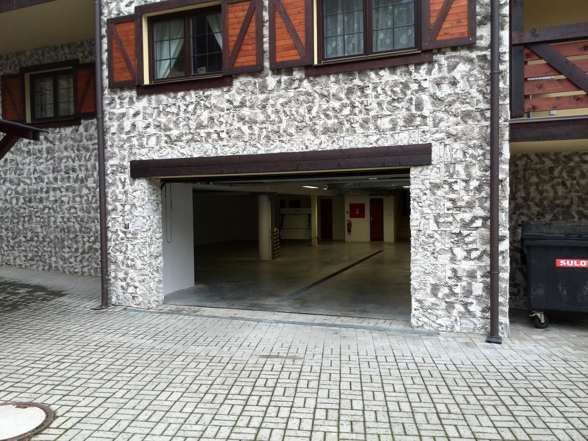 רוז'ומברוק Apartmany Olivia A Olympia Liptov מראה חיצוני תמונה