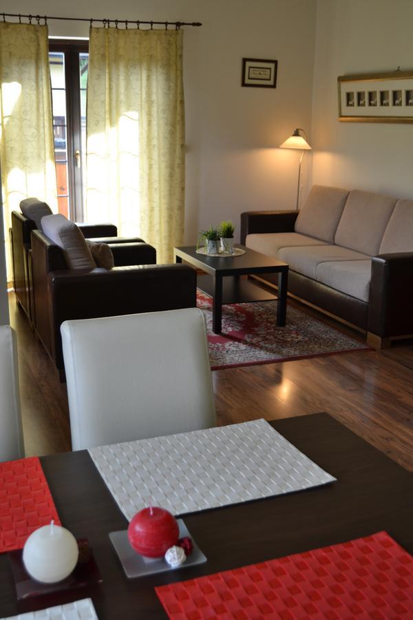 רוז'ומברוק Apartmany Olivia A Olympia Liptov מראה חיצוני תמונה